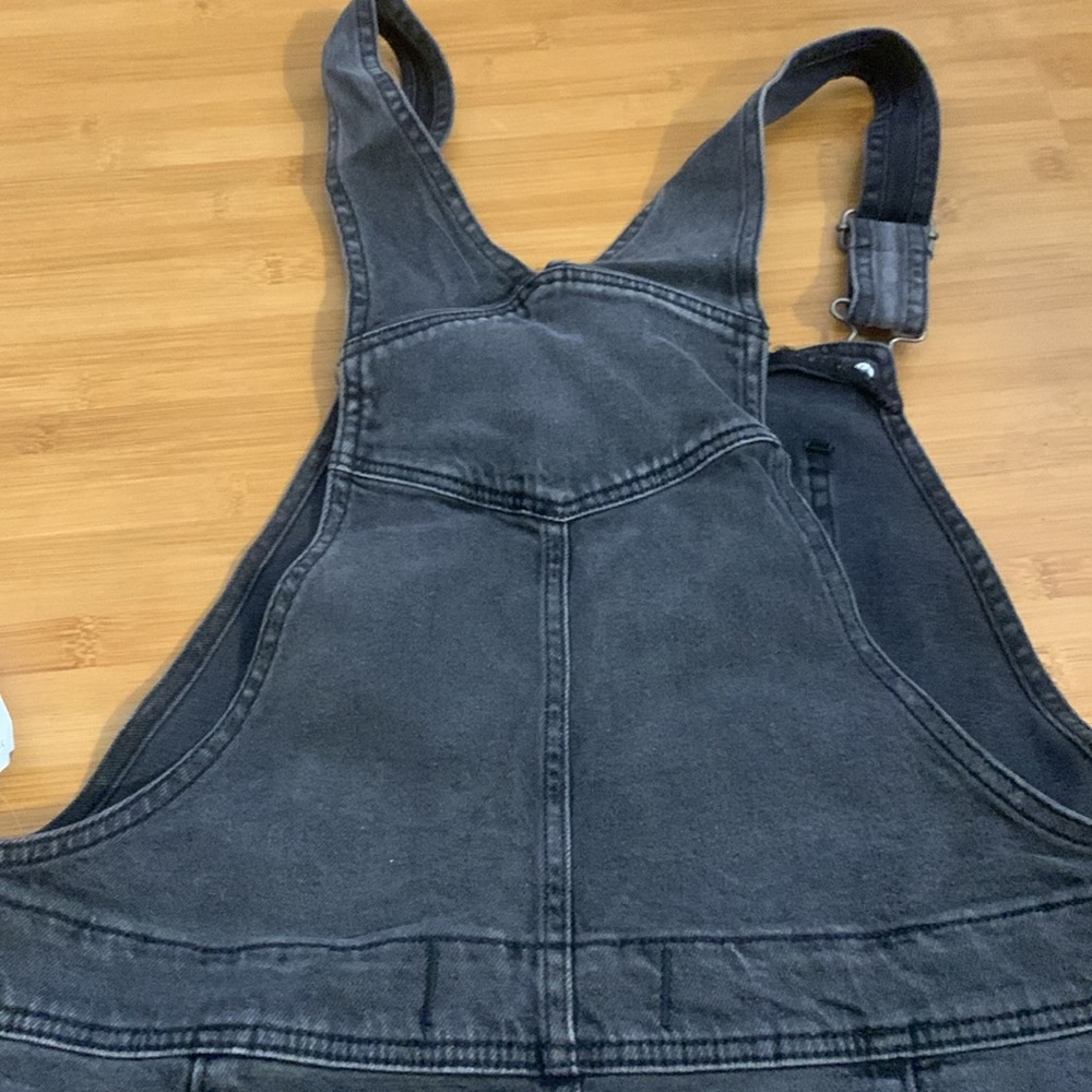 Hollister Vintage Short Overalls - Picture 9 of 9